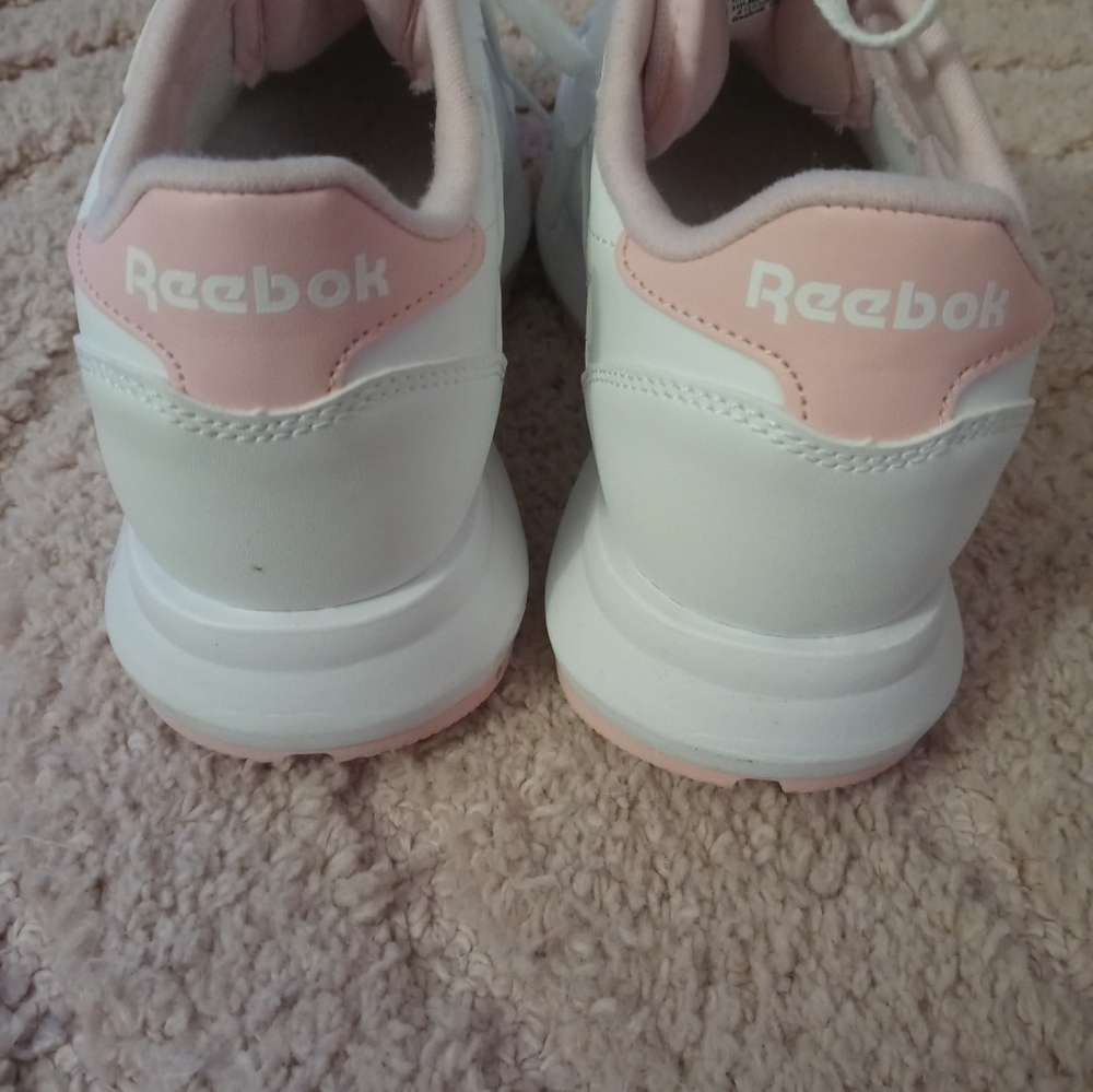 Reebok Kids White and Pink Sneakers - Picture 4 of 4